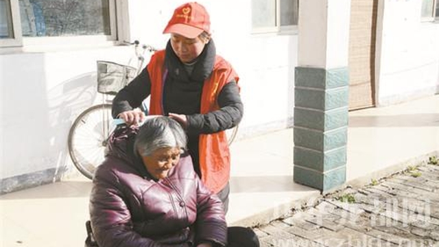 大王莊鄉(xiāng)敬老院開展“傳承雷鋒精神、弘揚時代新風”活動