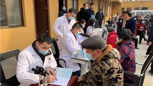 為民服務暖人心，送醫(yī)下鄉(xiāng)助健康